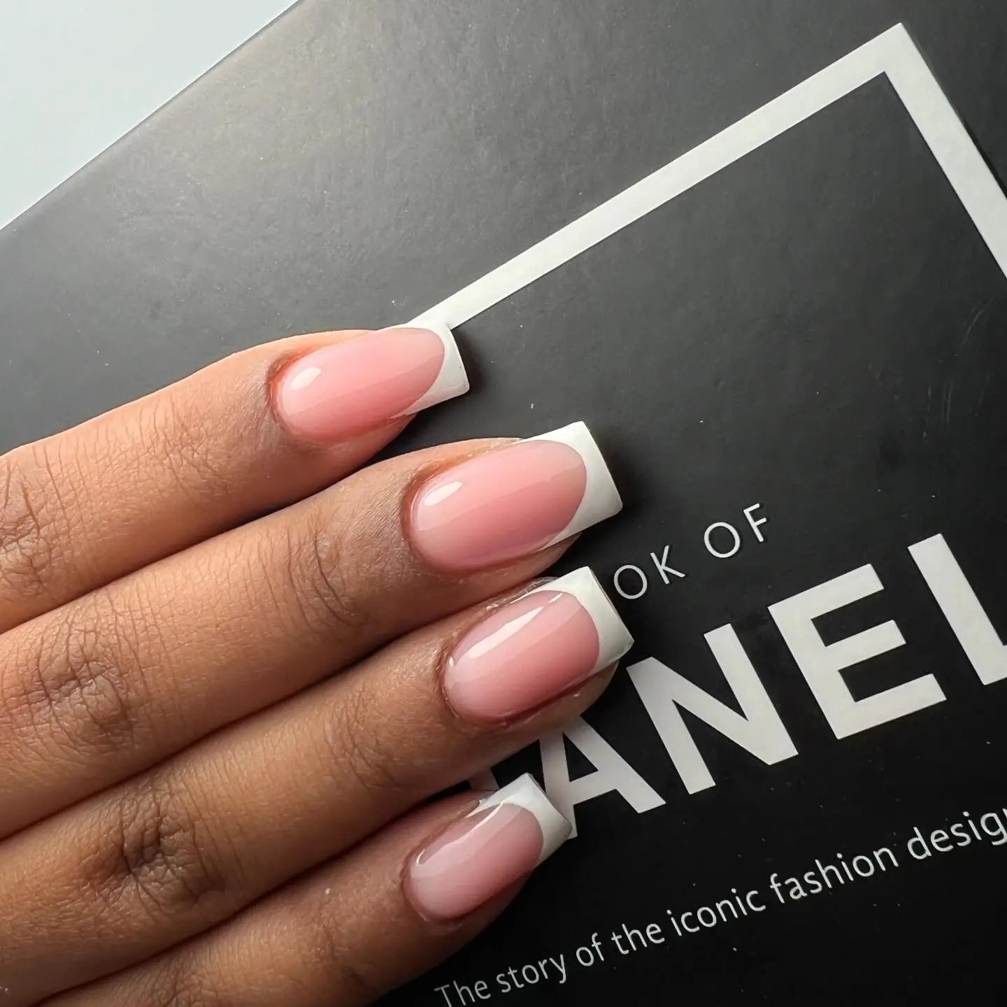 Chapin nail art