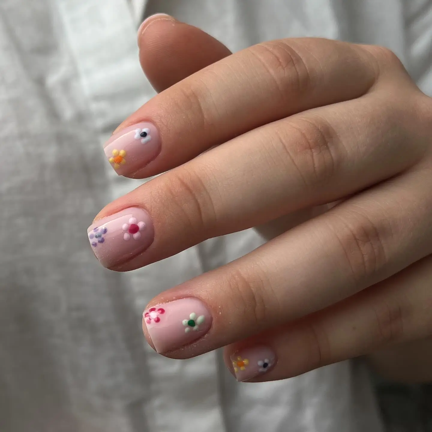 Chapin nail art